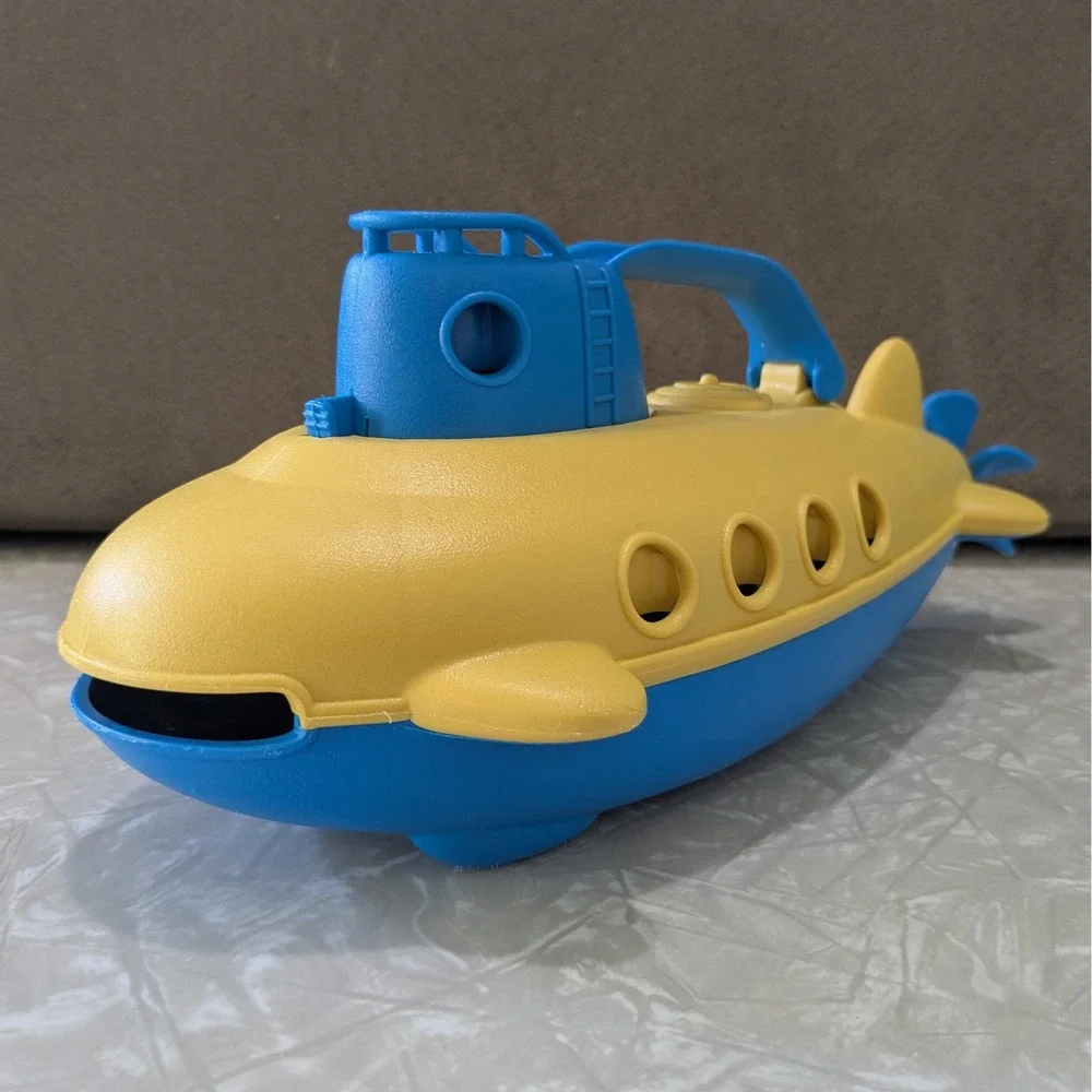 Green Toys Submarine Yellow and Blue Recycled Plastic USA Made